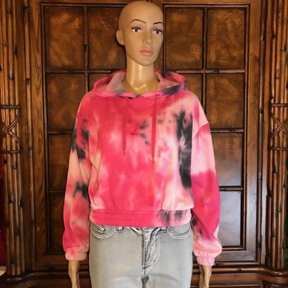 Raspberry Fleece Lined Cotton Blend Cropped Tie Dye Sweatshirt Hoodie - Picture 2 of 15